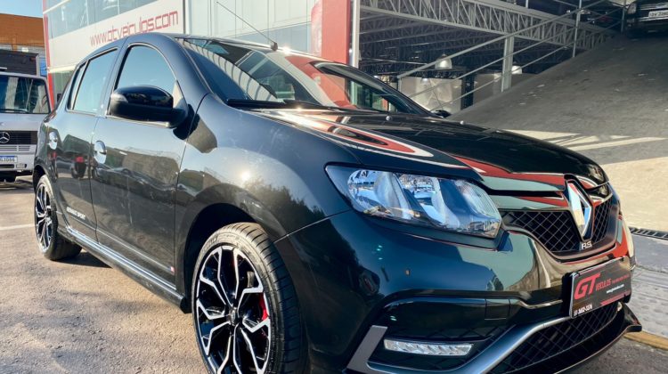 RENAULT SANDERO RS 2.0
