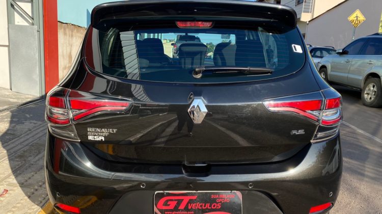 RENAULT SANDERO RS 2.0