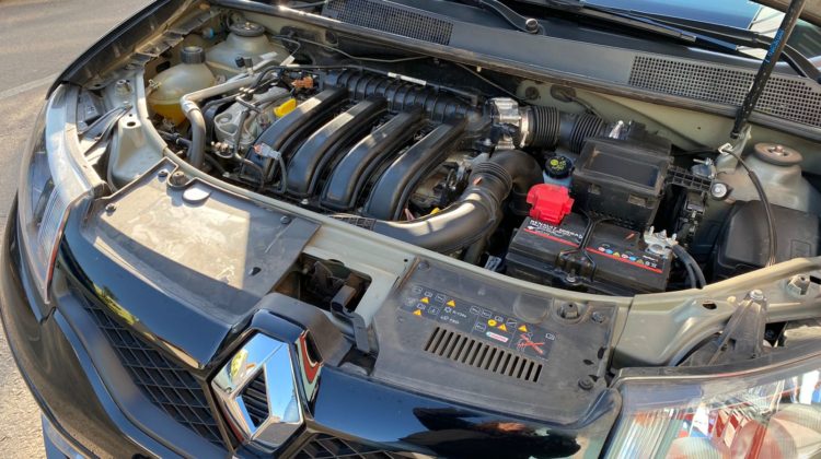 RENAULT SANDERO RS 2.0