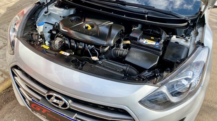 HYUNDAI I30 1.8