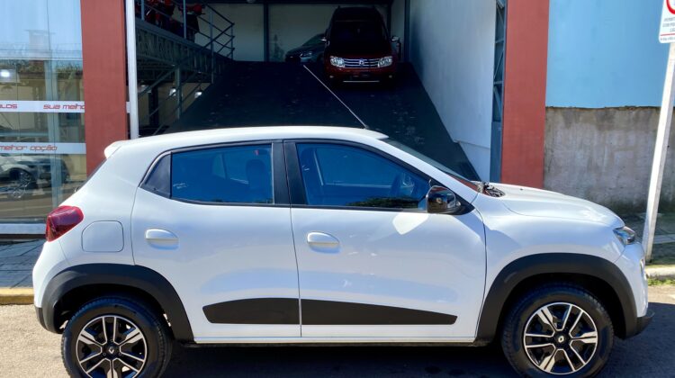 RENAULT KWID INTENSE 1.0