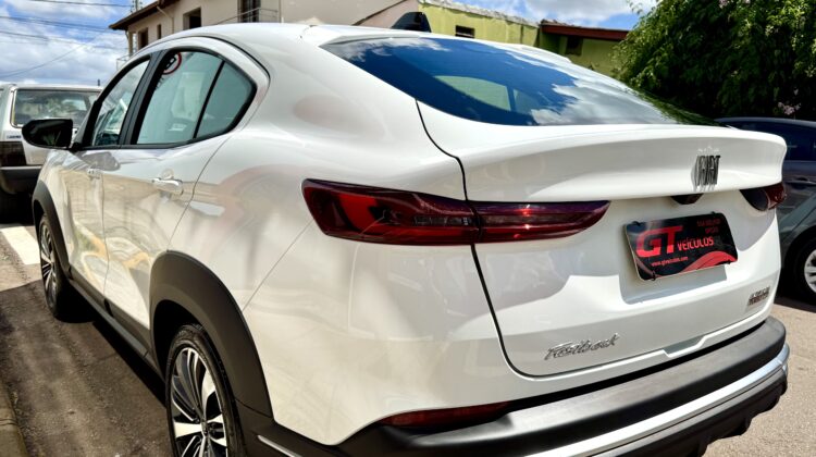 FIAT FASTBACK AUDACE 1.0T