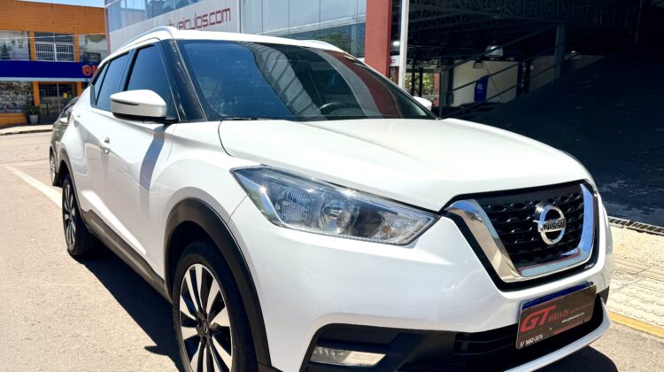 NISSAN KICKS SV 1.6