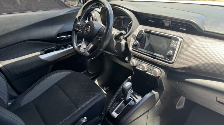 NISSAN KICKS SV 1.6