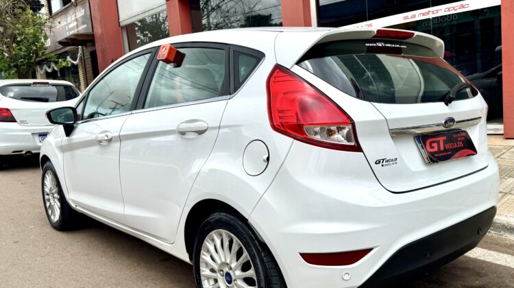 FORD NEW FIESTA HT TITANIUM 1.0T