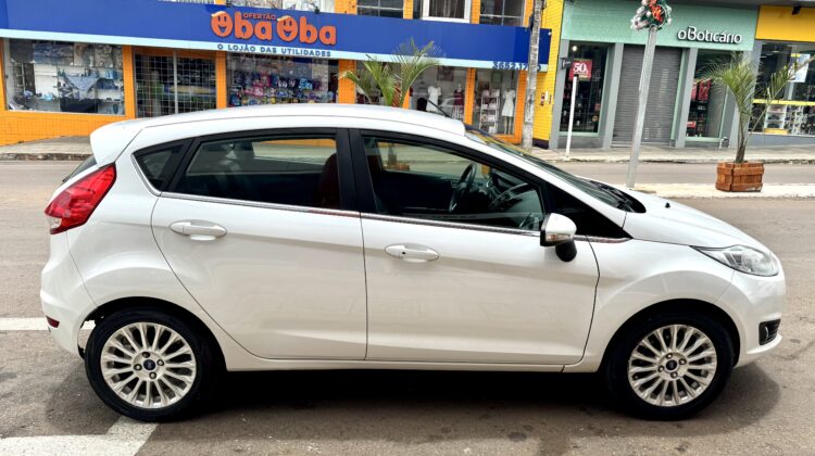 FORD NEW FIESTA HT TITANIUM 1.0T