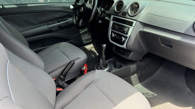 VOLKSWAGEN SAVEIRO CE 1.6