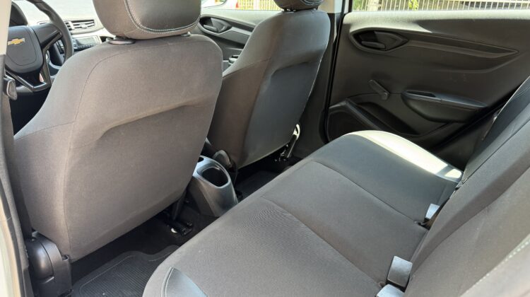 CHEVROLET ONIX JOY BLACK 1.0
