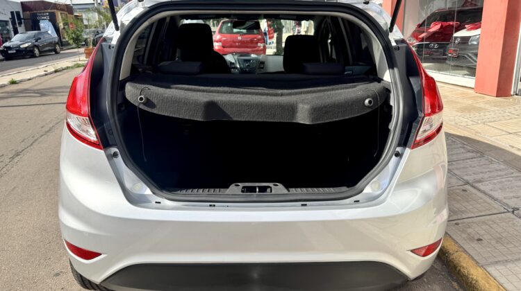 FORD NEW FIESTA HT 1.5