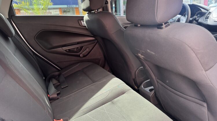 FORD NEW FIESTA HT 1.5