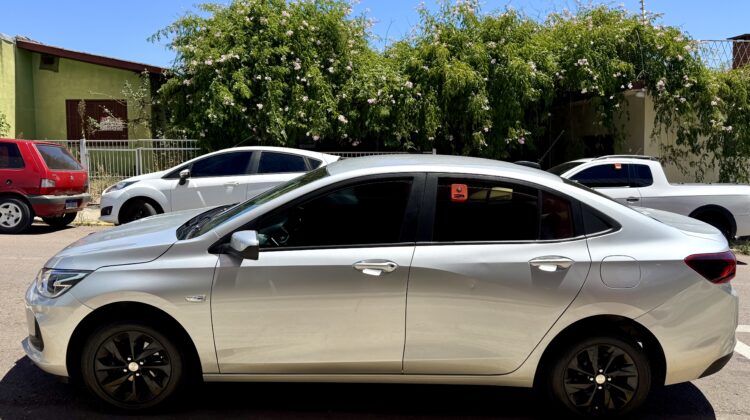 CHEVROLET ONIX PLUS LT 1.0T
