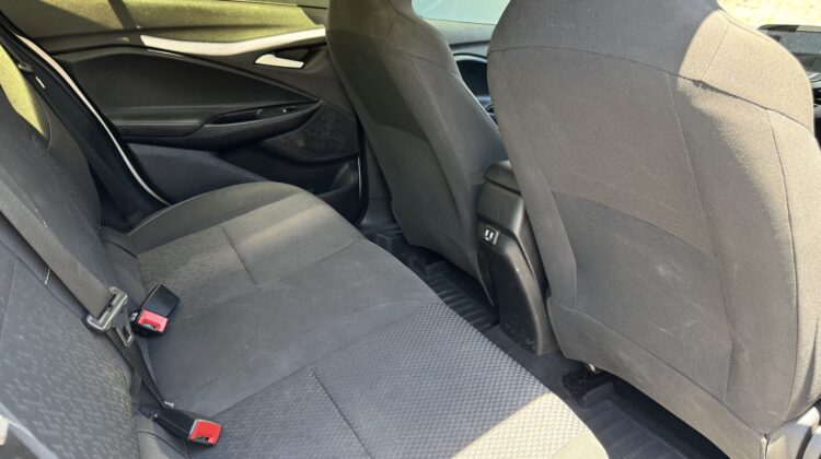 CHEVROLET ONIX PLUS LT 1.0T