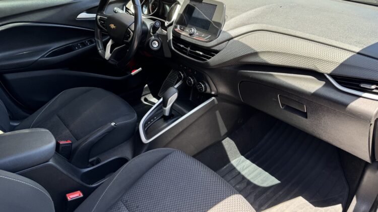 CHEVROLET ONIX PLUS LT 1.0T