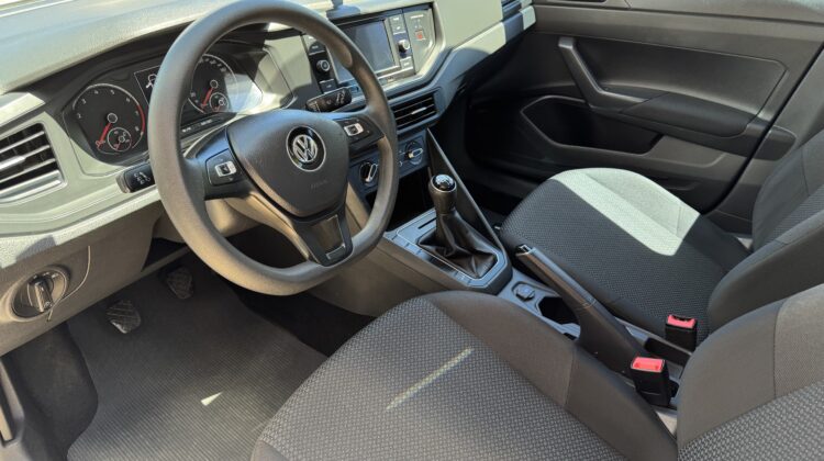 VOLKSWAGEN POLO HATCH 1.0