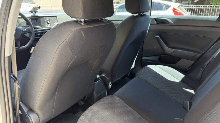 VOLKSWAGEN POLO HATCH 1.0