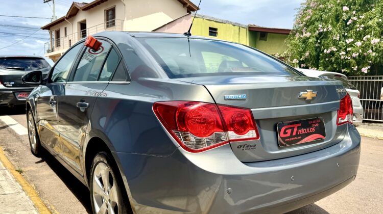 CHEVROLET CRUZE SEDAN LT 1.8