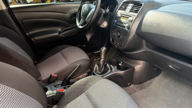 NISSAN VERSA S 1.6