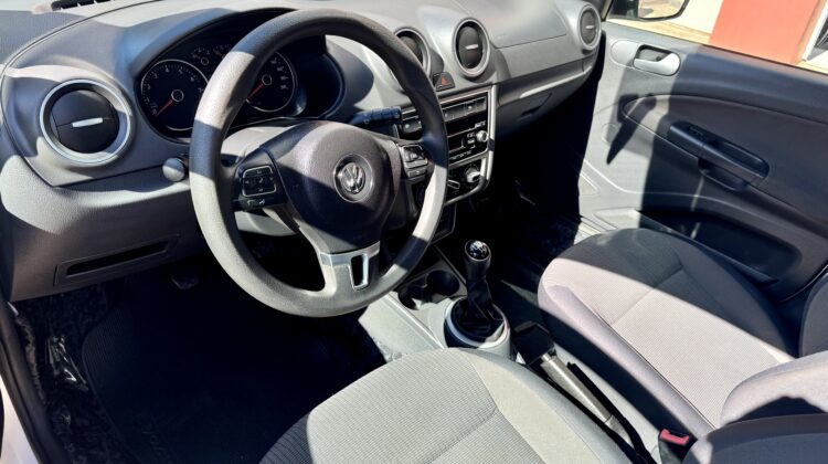 VOLKSWAGEN VOYAGE 1.0