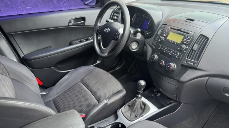 HYUNDAI I30 2.0
