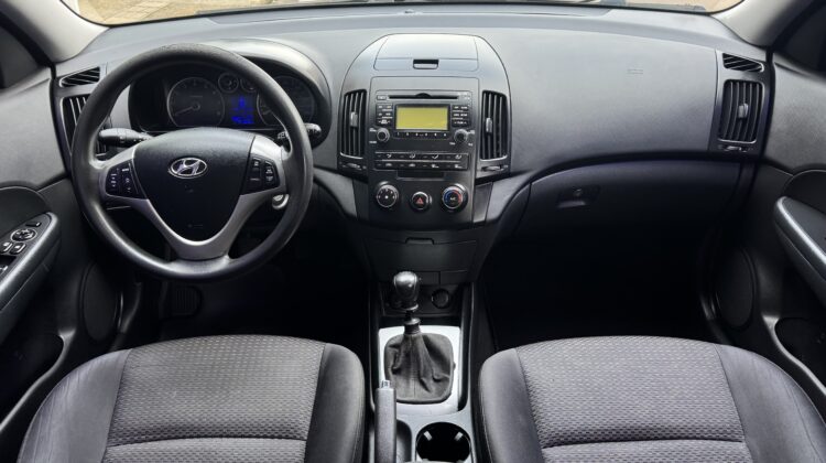 HYUNDAI I30 2.0