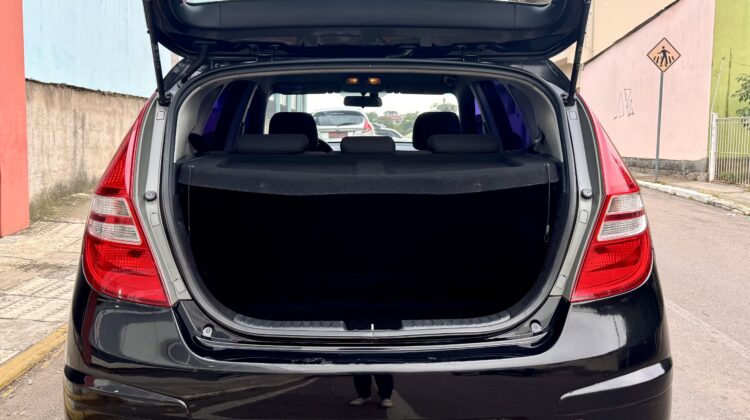 HYUNDAI I30 2.0