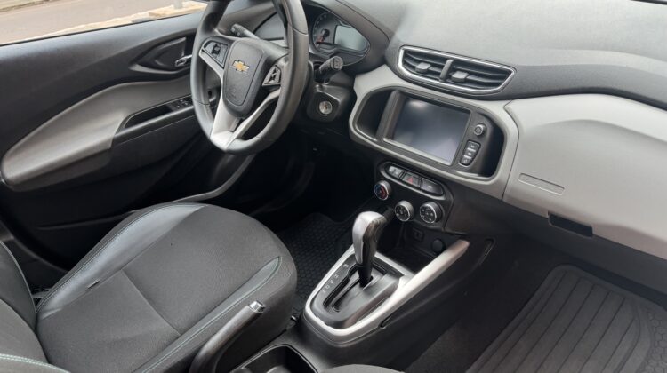 CHEVROLET ONIX LT 1.4
