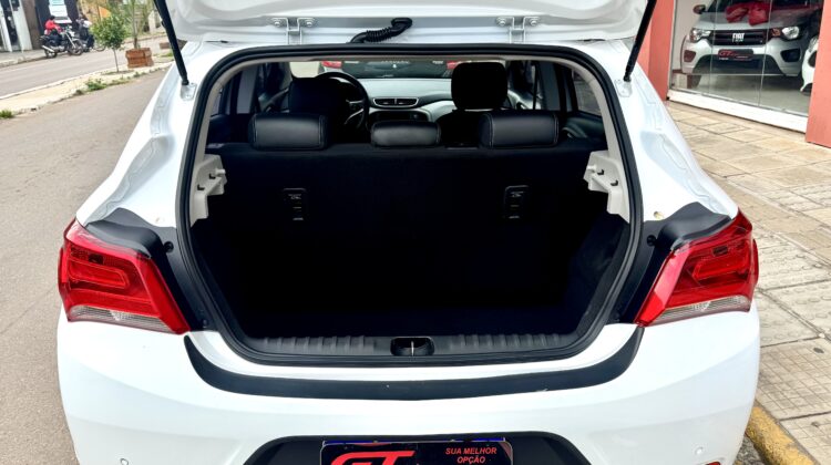 CHEVROLET ONIX LT 1.4