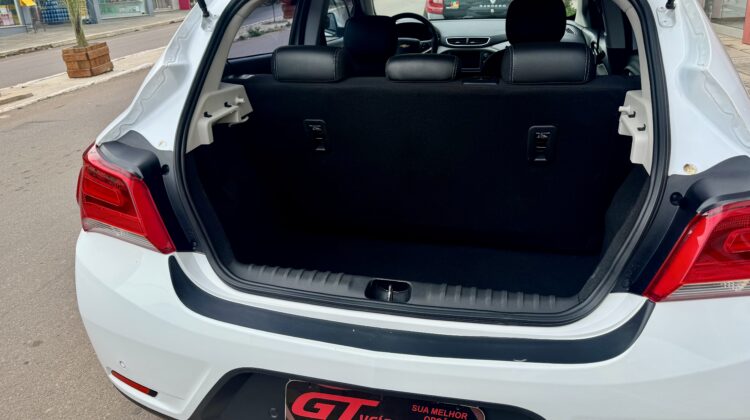 CHEVROLET ONIX LT 1.4