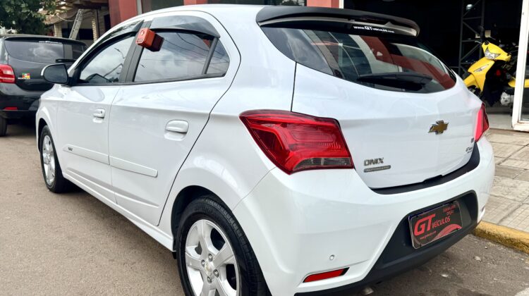 CHEVROLET ONIX LT 1.4