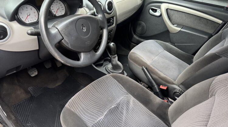 RENAULT SANDERO PRIVILEGE 1.6