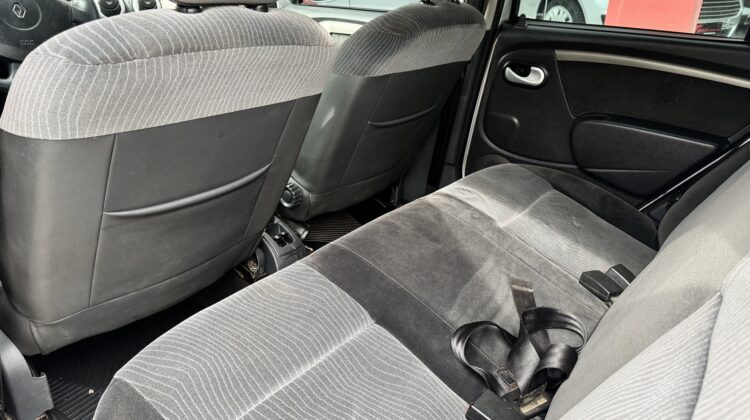 RENAULT SANDERO PRIVILEGE 1.6