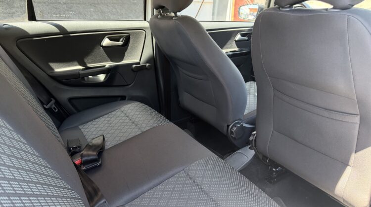 VOLKSWAGEN FOX TRENDLINE 1.6