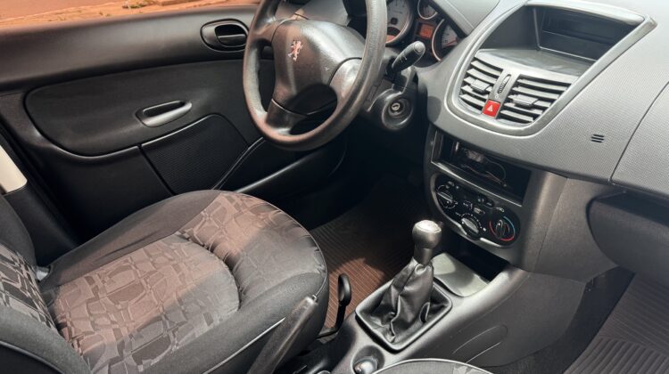 PEUGEOT 207 SEDAN PASSION XRS 1.4