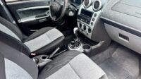 FORD FIESTA SEDAN 1.6