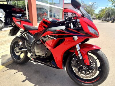HONDA CBR 1000 RR