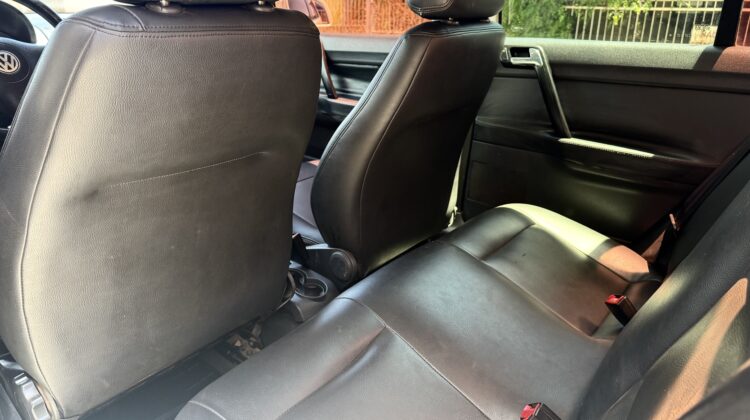 VOLKSWAGEN POLO SEDAN 1.6