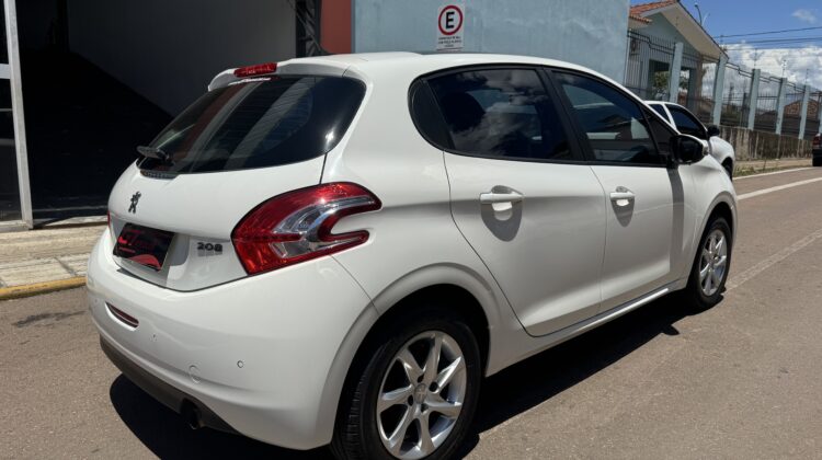 PEUGEOT 208 ALLURE 1.5