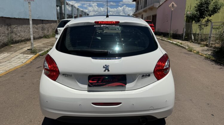 PEUGEOT 208 ALLURE 1.5