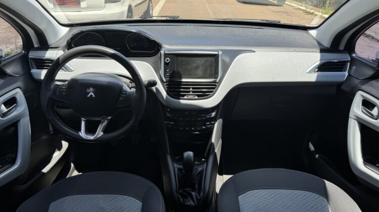 PEUGEOT 208 ALLURE 1.5