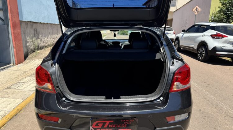 CHEVROLET CRUZE HT LT 1.8