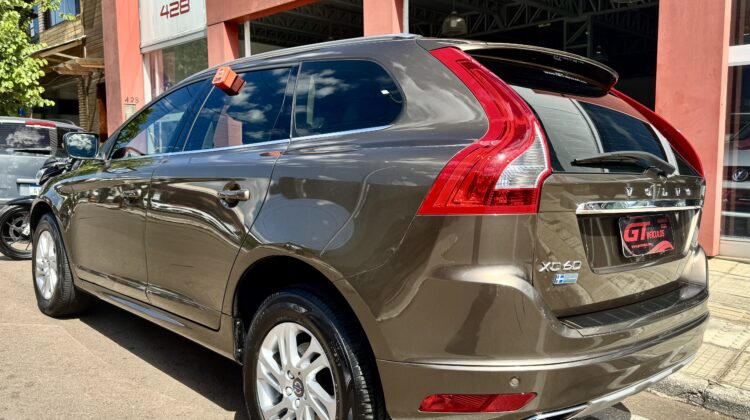 VOLVO XC60 KIN T5 2.0