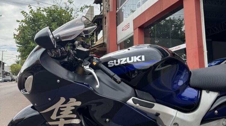 SUZUKI GSX 1300R HAYABUSA