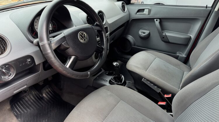 VOLKSWAGEN GOL G4 1.0