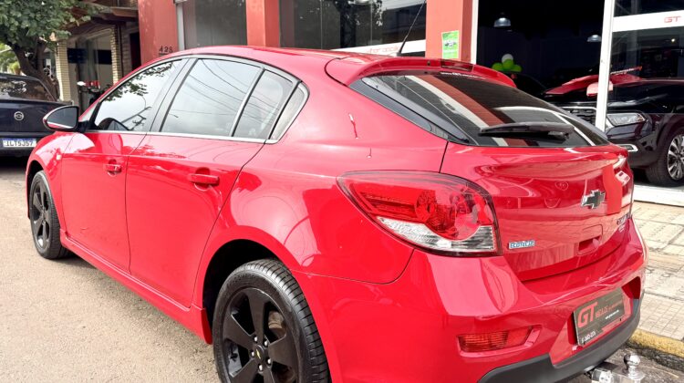 CHEVROLET CRUZE HATCH LT 1.8