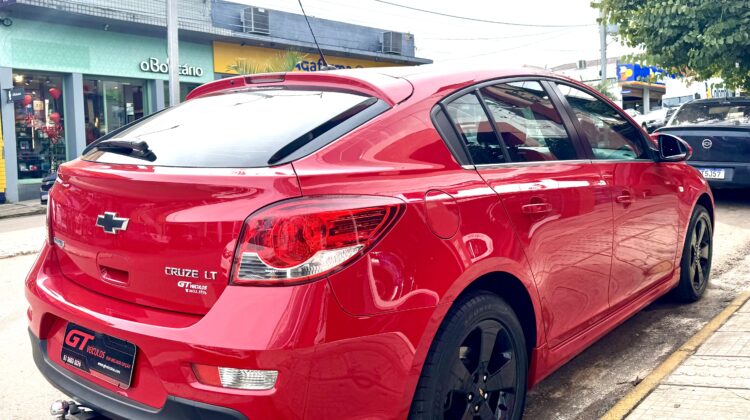 CHEVROLET CRUZE HATCH LT 1.8
