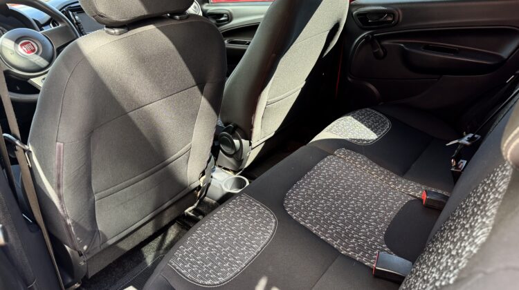 FIAT UNO ATTRACTIVE 1.0