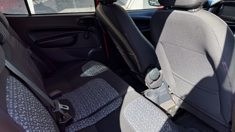 FIAT UNO ATTRACTIVE 1.0