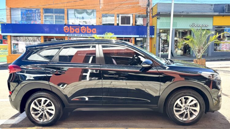 HYUNDAI TUCSON GLS 1.6 TURBO
