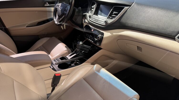 HYUNDAI TUCSON GLS 1.6 TURBO