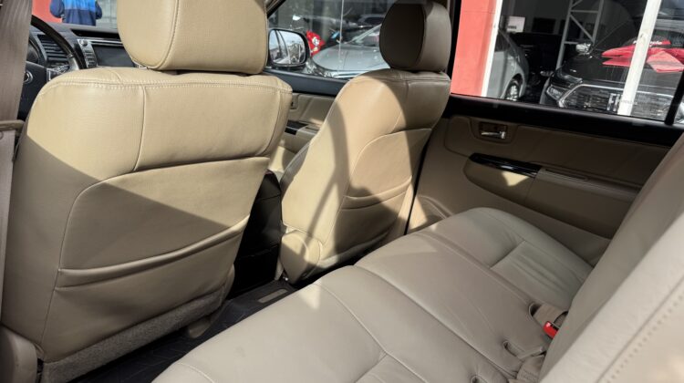TOYOTA SW4 SRV 4×4 3.0 2014